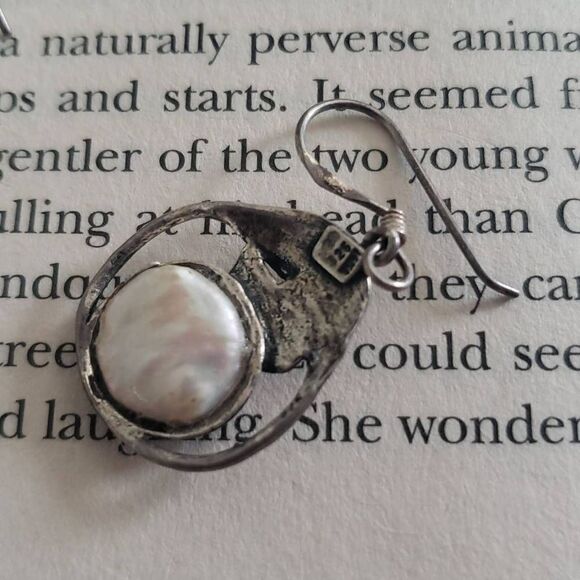 Silver Leaves with Pearl Earrings - Picture 5 of 6